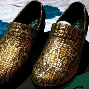 Cherokee Infinity Glides